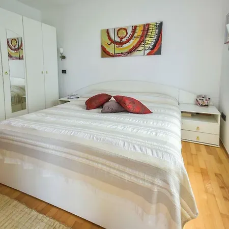 Apartment Tabo *